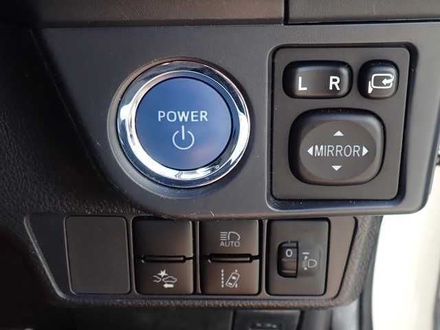 2020 Toyota Corolla Fielder HYBRID EX auction photo 9