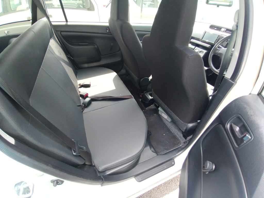2020 Toyota Probox ハイブリッドDX コンフォート auction photo 12
