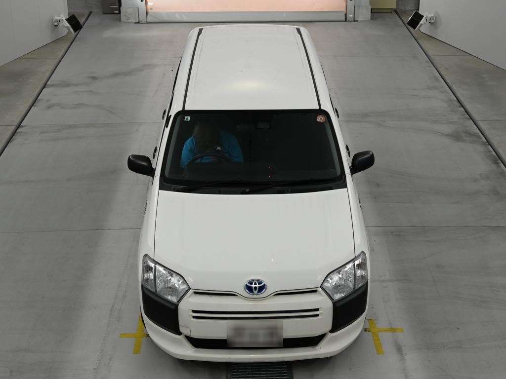 2020 Toyota Probox ハイブリッドDX コンフォート auction photo 7