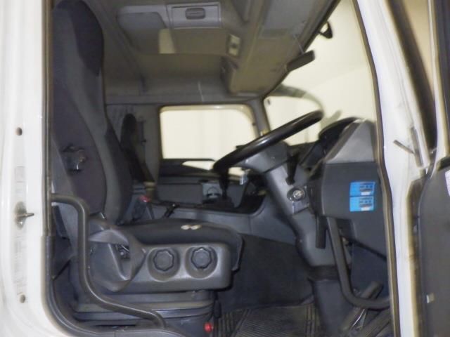2007 Mitsubishi Fuso 冷蔵・冷凍車 auction photo 6