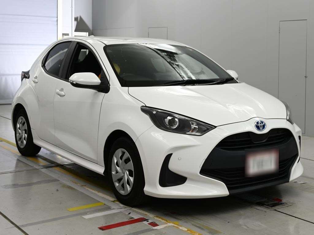 2021 Toyota Yaris ハイブリッドX auction photo 5