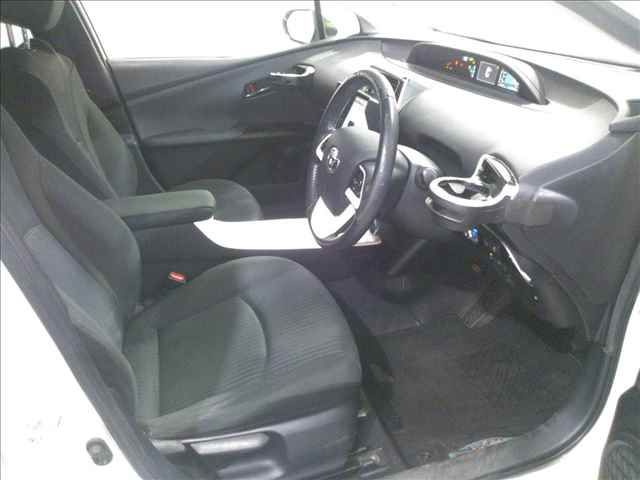 2016 Toyota Prius A auction photo 4