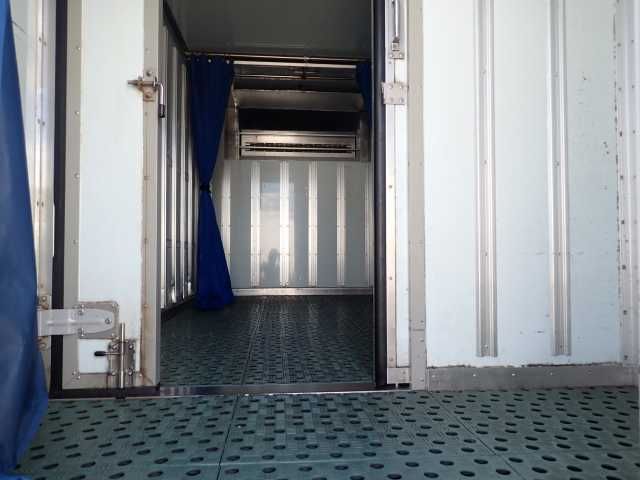 2019 Isuzu Elf 2.95 tons frozen auction photo 5