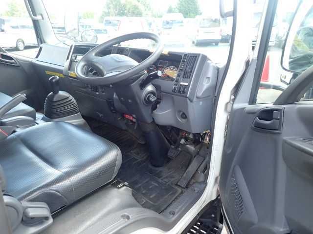 2019 Isuzu Elf 2.95 tons frozen auction photo 8