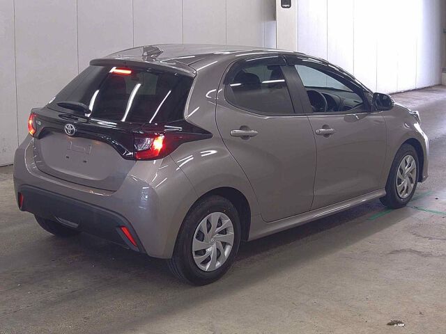 2024 Toyota Yaris X auction photo 5