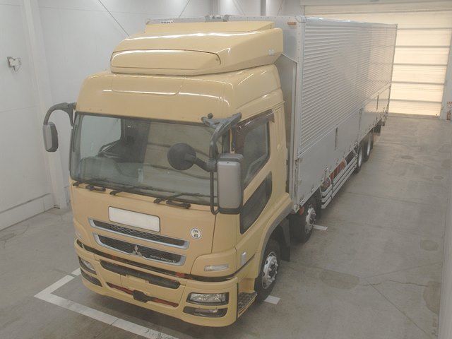 2017 Mitsubishi Fuso Wing Japan auction vehicle