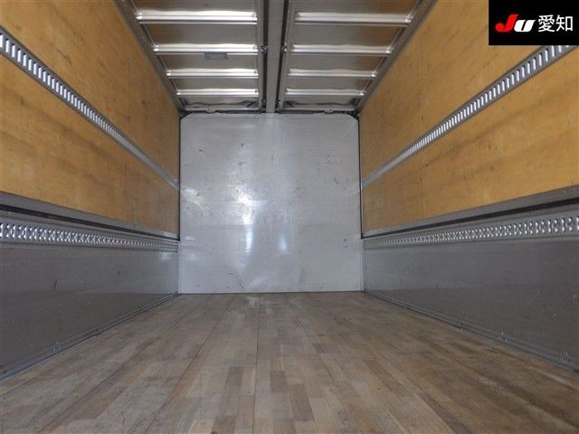 2020 Isuzu Forward Aluminum wing auction photo 8
