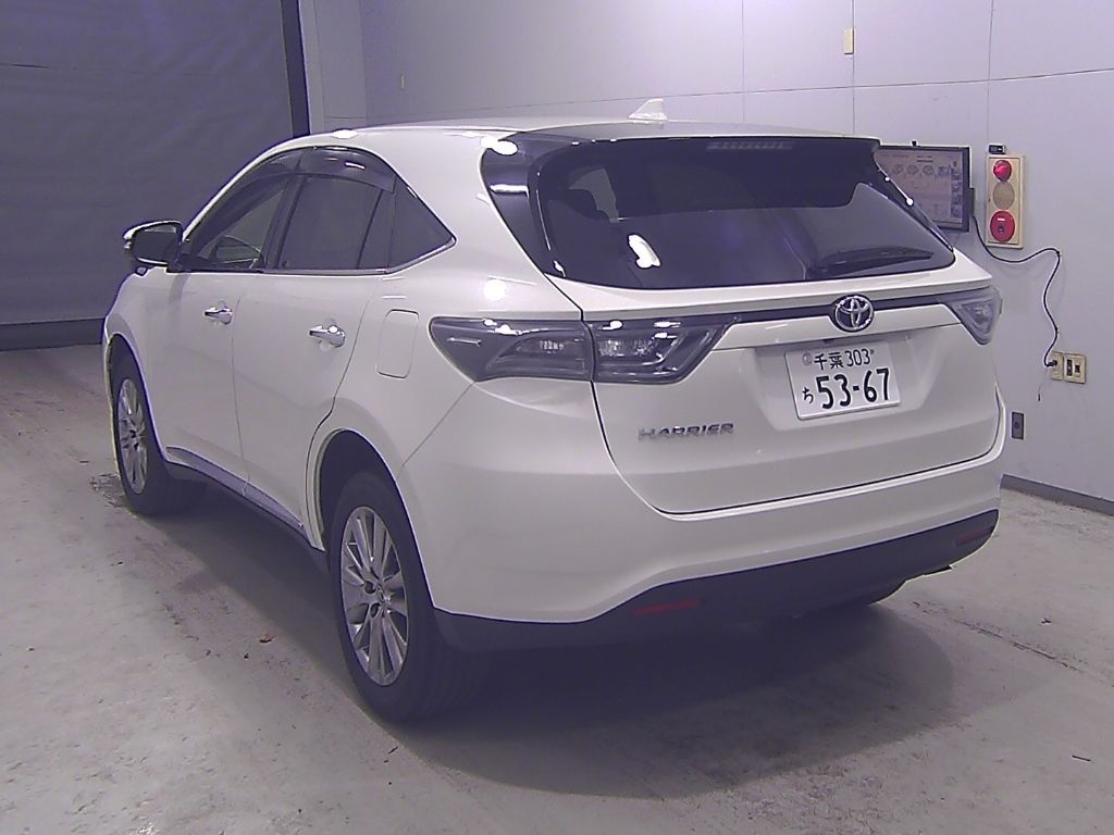 2017 Toyota Harrier プレミアム auction photo 5