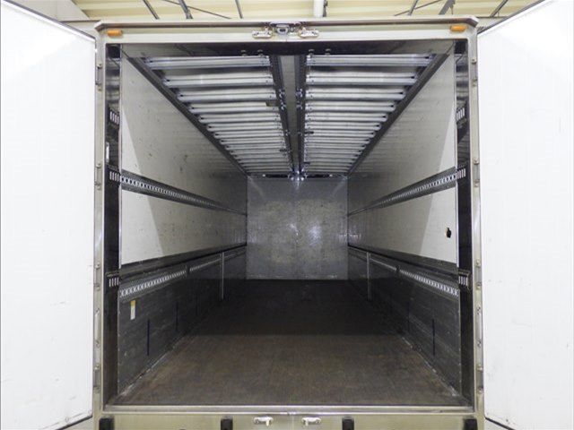 2020 Mitsubishi Fuso Wing auction photo 4