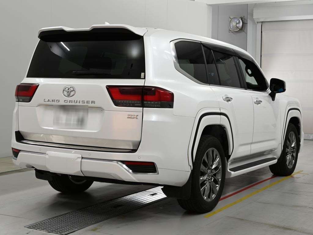 2021 Toyota Land Cruiser ZX 4WD auction photo 2