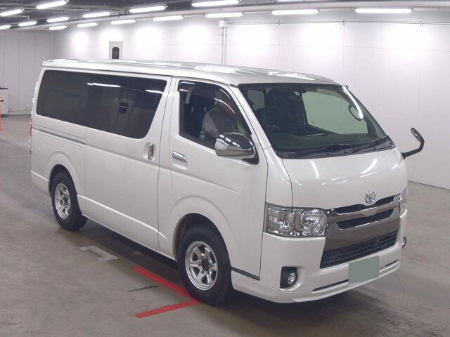 2018 Toyota Hiace L Super GL Dark 4WD Japan auction vehicle