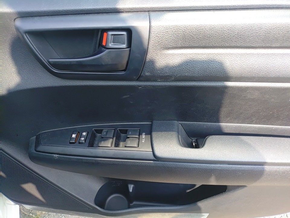 2021 Toyota カローラ アクシオ auction photo 14