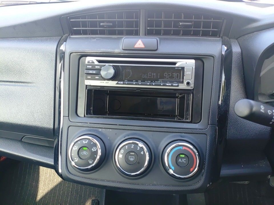 2021 Toyota カローラ アクシオ auction photo 11