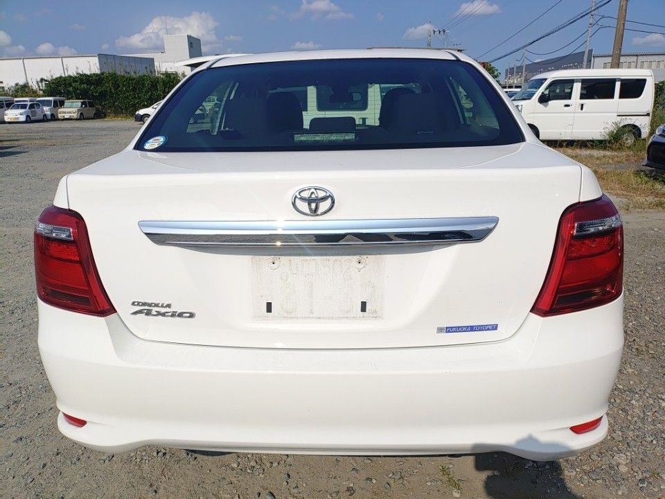 2021 Toyota カローラ アクシオ auction photo 5