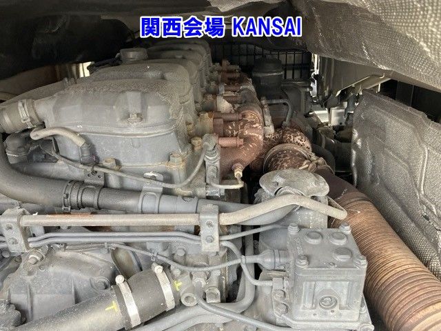 2021 Hino スカニア tractor auction photo 7