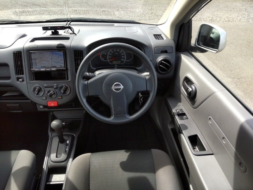 2021 Nissan AD auction photo 3
