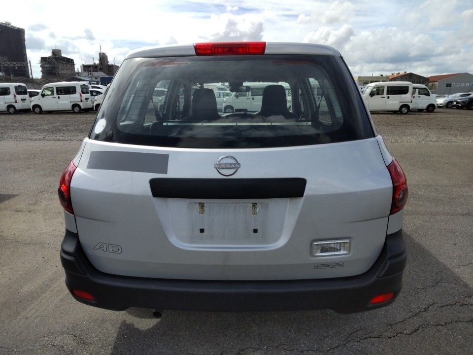 2021 Nissan AD auction photo 5