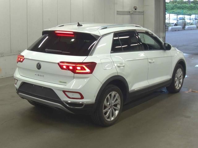 2023 Volkswagen VW T-ロック TDIスタイル auction photo 3