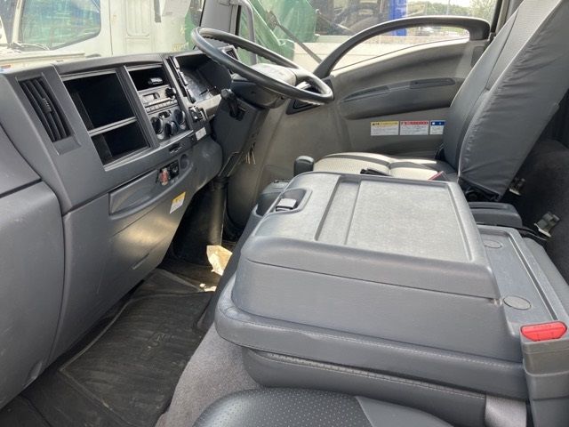 2010 Isuzu Forward ヒラ.クレーン4ダン auction photo 5