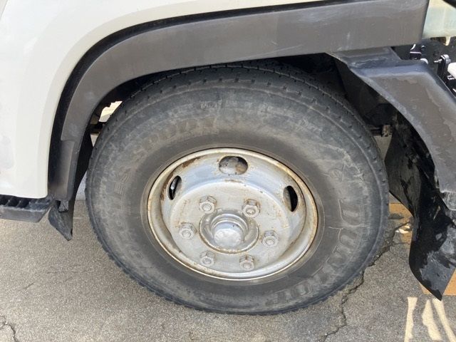 2010 Isuzu Forward ヒラ.クレーン4ダン auction photo 8