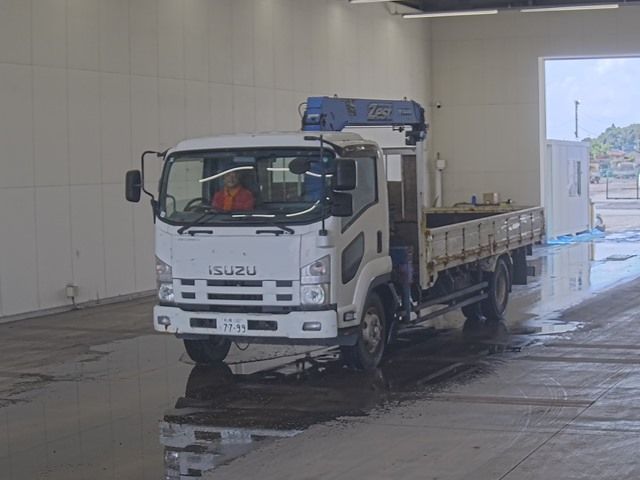2010 Isuzu Forward ヒラ.クレーン4ダン Japan auction vehicle