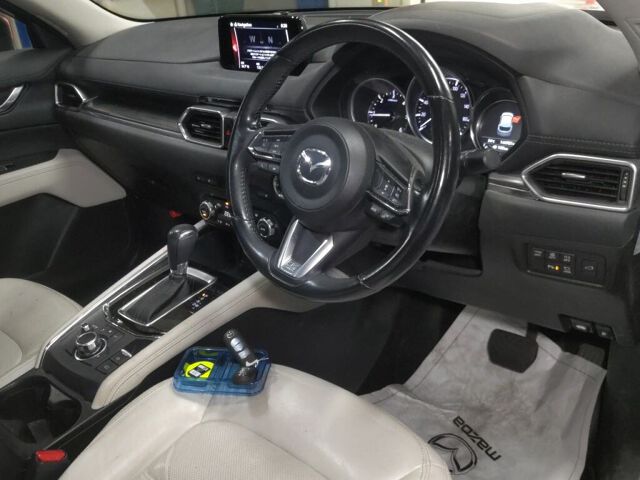 2017 Mazda CX-5 XD L Package auction photo 3