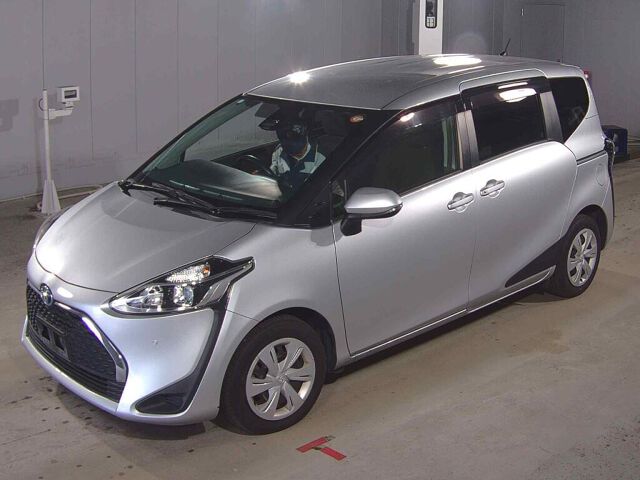 2021 Toyota Sienta HV Fanbase X auction photo 4