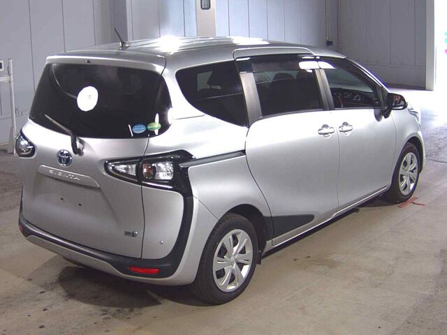 2021 Toyota Sienta HV Fanbase X auction photo 5