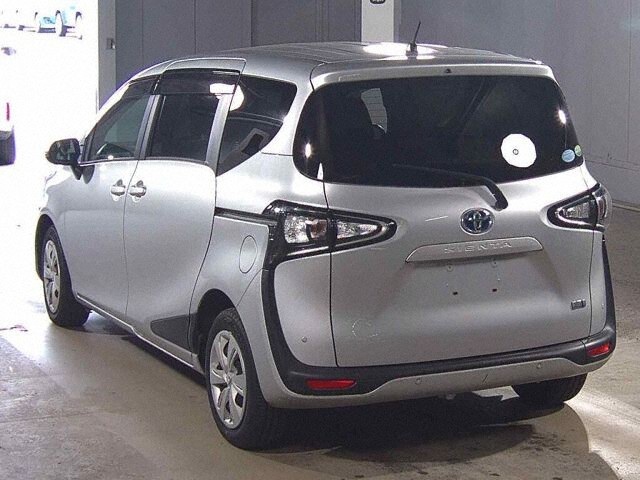 2021 Toyota Sienta HV Fanbase X auction photo 2