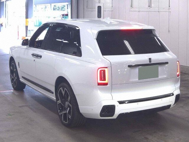 2025 Rolls-Royce カリナン Black Badge 4WD auction photo 2
