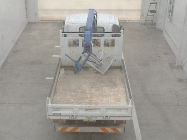 2020 Isuzu Elf dump auction photo 3