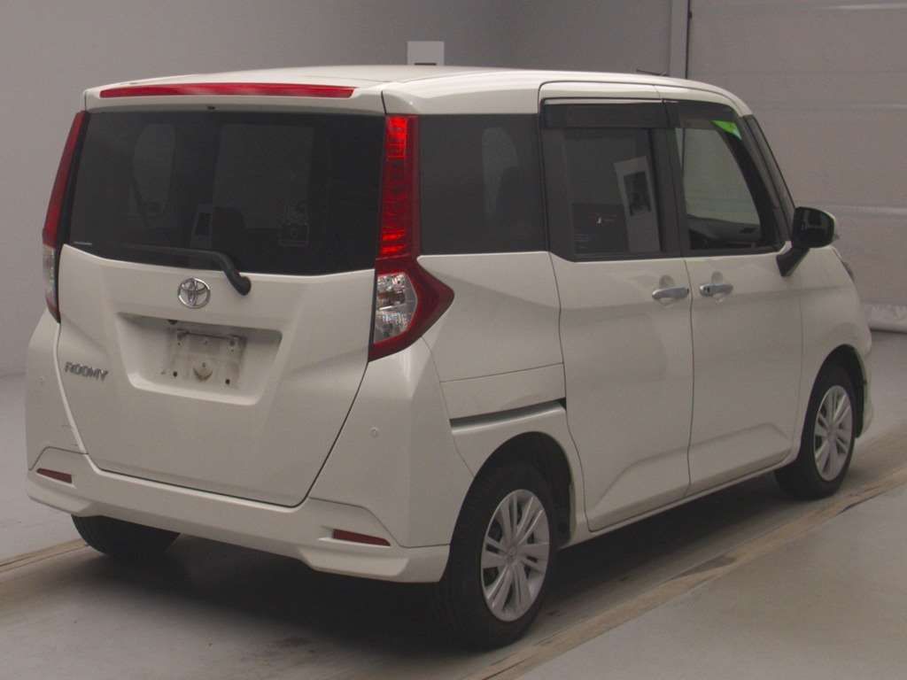 2021 Toyota Roomy G auction photo 2