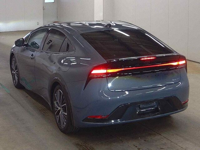 2025 Toyota Prius Z auction photo 2