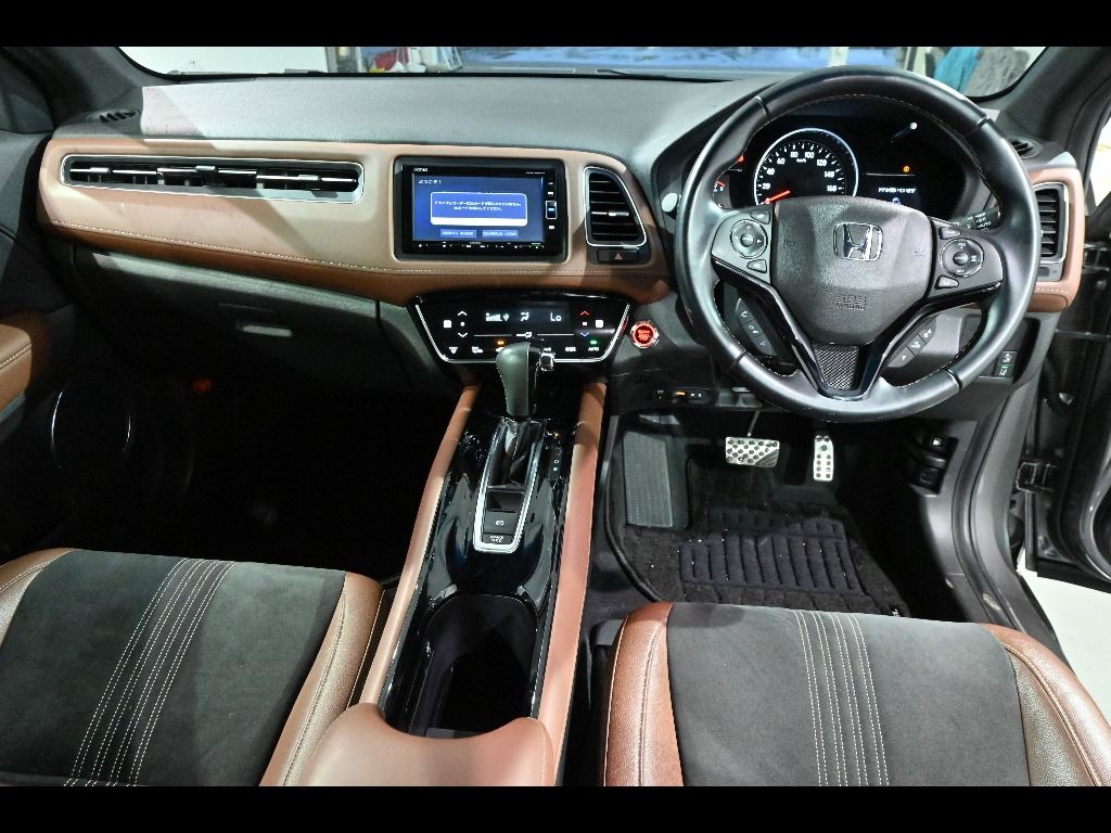 2019 Honda Vezel Touring Honda Sensing auction photo 3