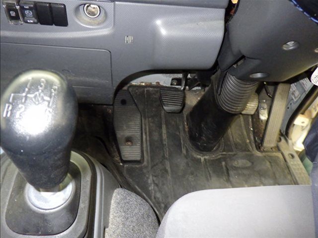 2018 Isuzu Forward バン auction photo 8