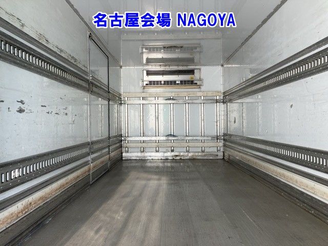 2011 Isuzu Forward Reizo Reito auction photo 19