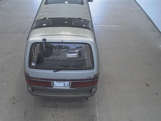 1996 Toyota Hiace 4WD SUPER CUSTOM LIM auction photo 3