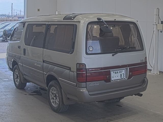 1996 Toyota Hiace 4WD SUPER CUSTOM LIM auction photo 2