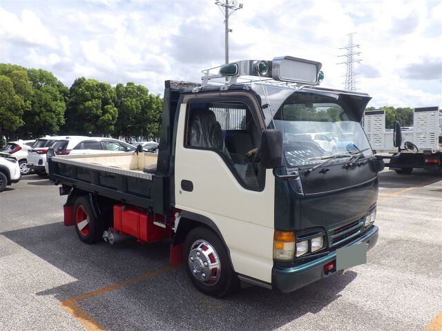 Japan Auction Vehicles 8 1996 Isuzu Elf dump auction photo