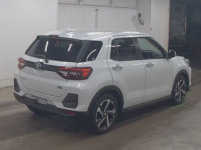 2022 Toyota Raize ハイブリッドZ auction photo 5