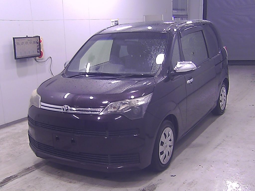 2016 Toyota Spade Fクイーン auction photo 4