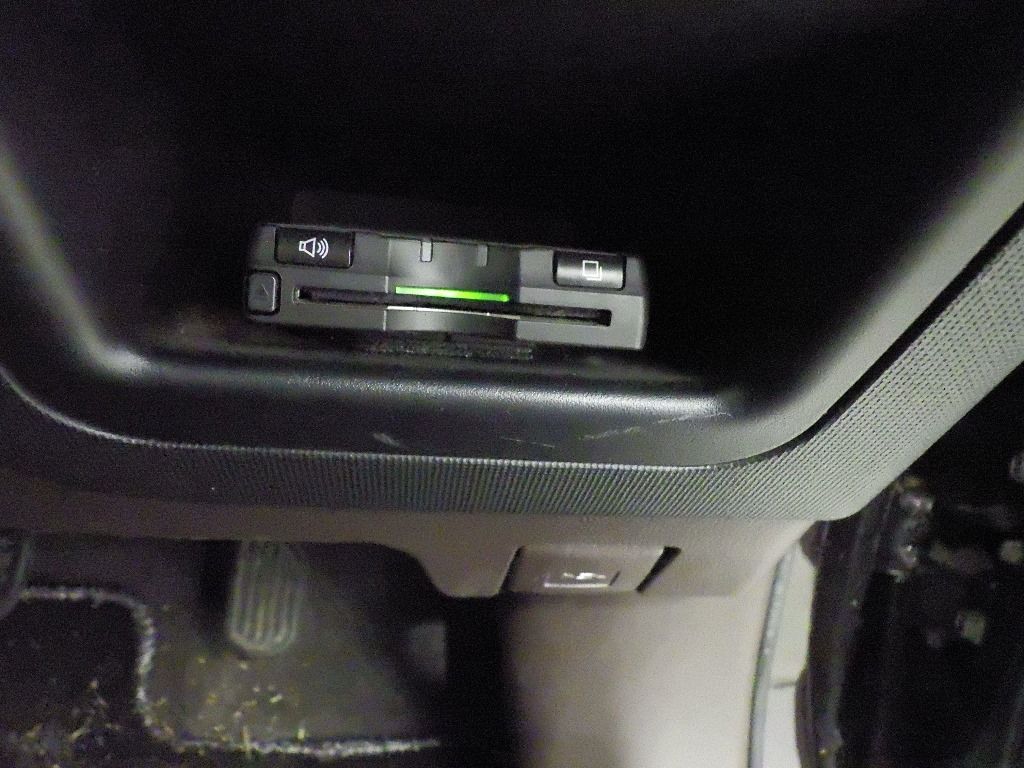 2016 Toyota Spade Fクイーン auction photo 11