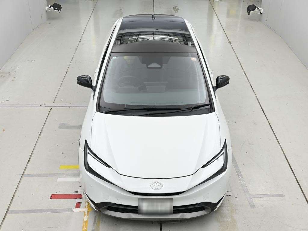 2024 Toyota Prius Z 4WD auction photo 7