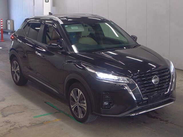 2024 Nissan Kicks X Two-Tone Interior Edition Japan auction vehicle