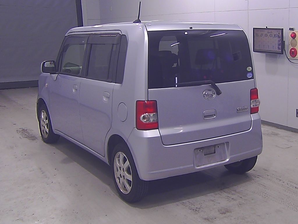 2011 Daihatsu ムーヴコンテ L auction photo 5