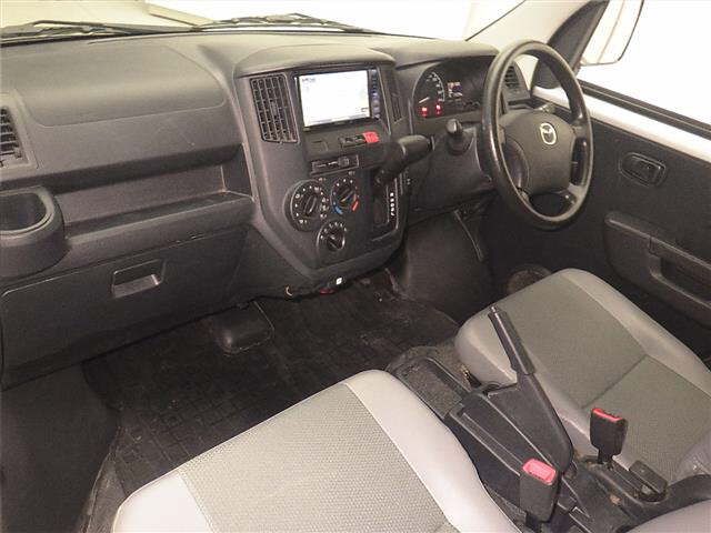 2023 Mazda ボンゴ 4WD auction photo 4