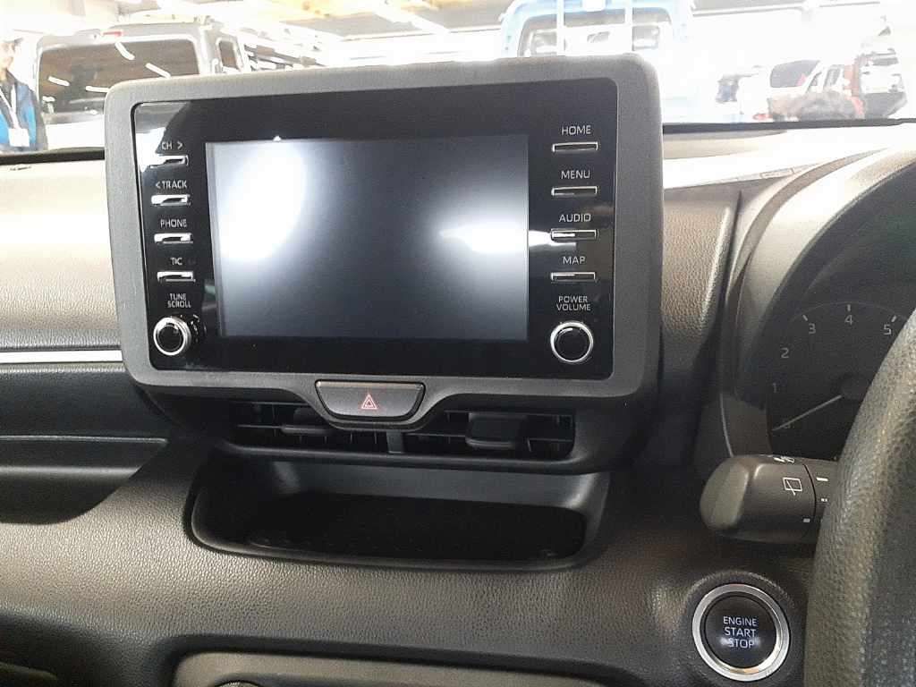 2023 Toyota Yaris X スマートエントリーPKG auction photo 12