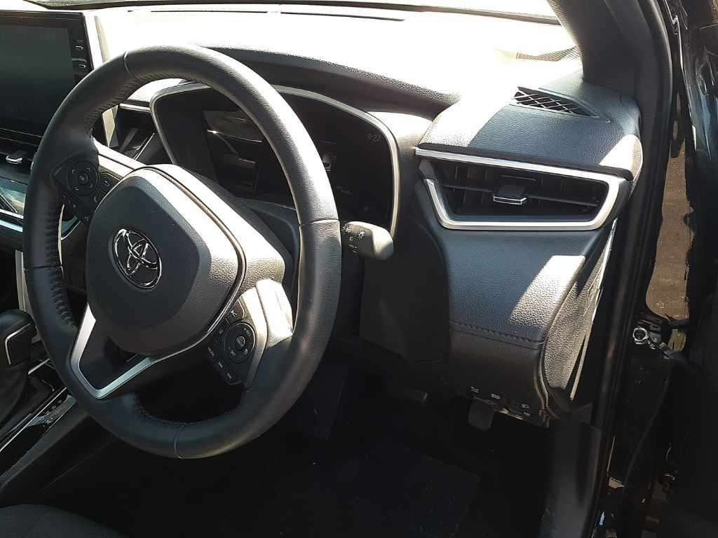 2023 Toyota Corolla Cross S auction photo 9