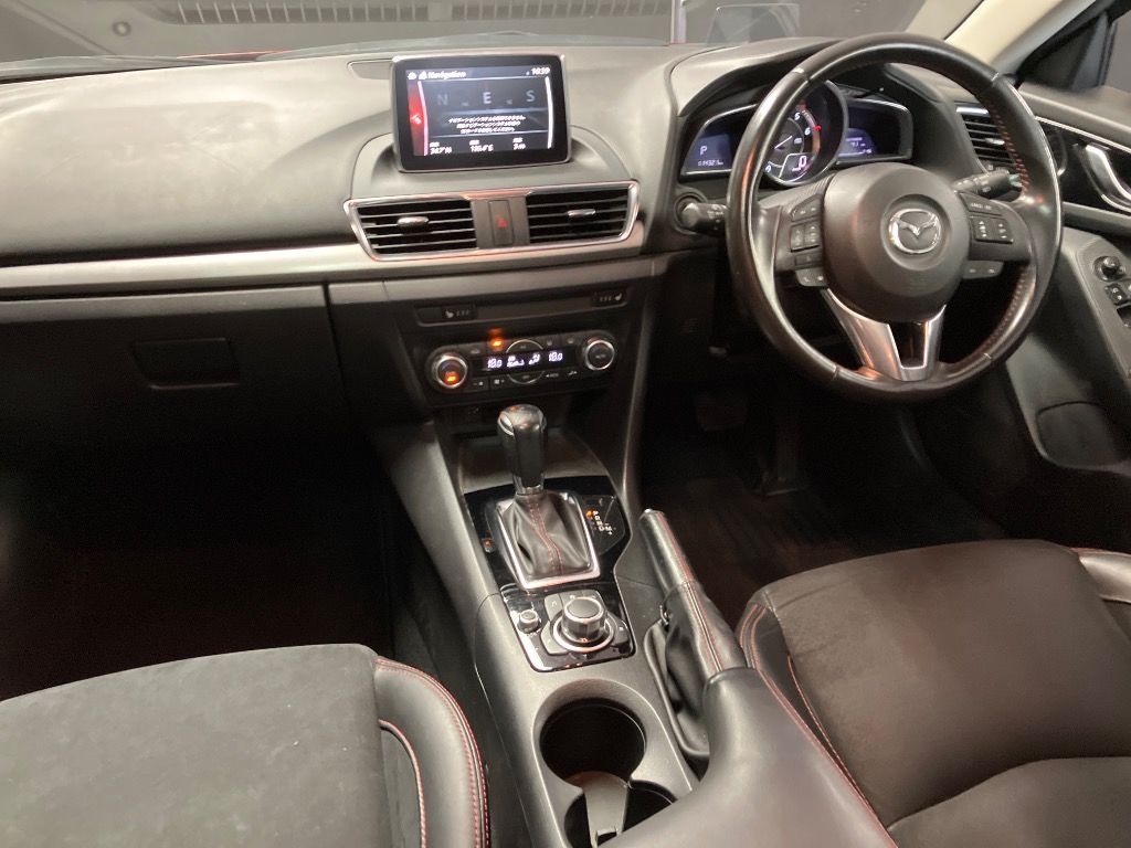 2016 Mazda アクセラスポーツ XD auction photo 3