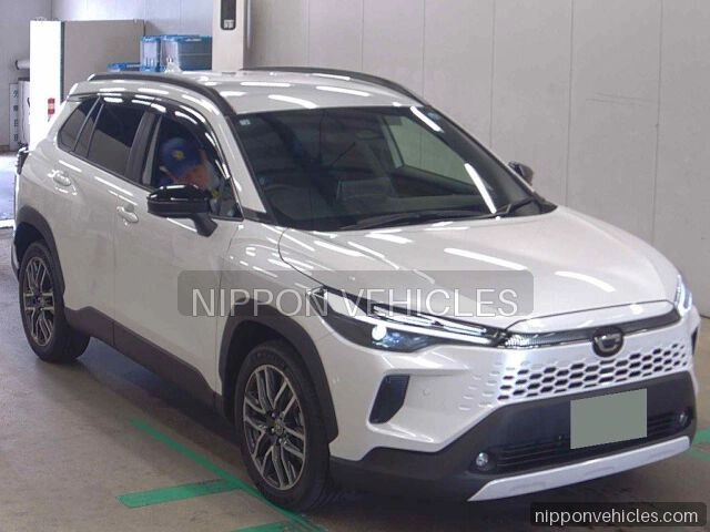 Japan Auction Vehicles 8 2026 Toyota Corolla Cross ハイブリッドZ auction photo